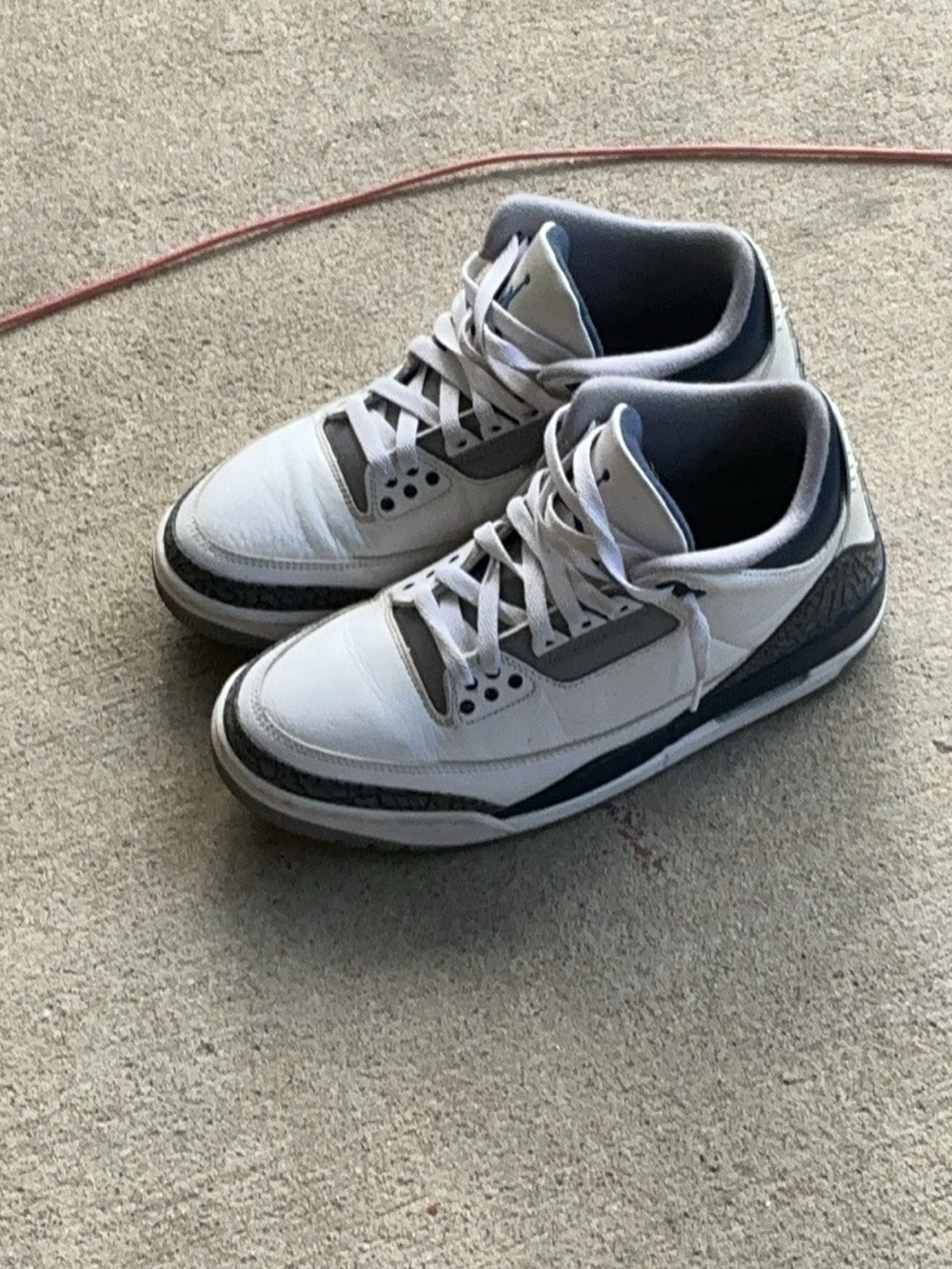 Jordan Men's White and Gray Low-Top Sneakers